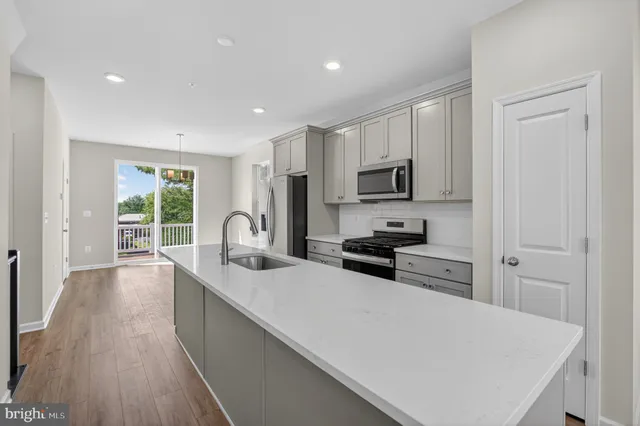 $549,990 | 10046 Harper Vale Road, Montgomery Village, MD 20886