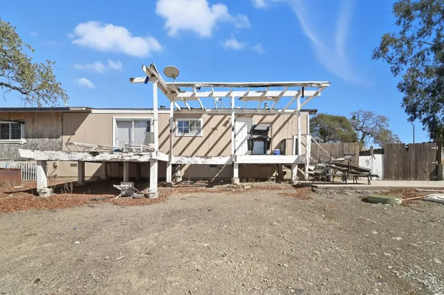 a view of a house with a park