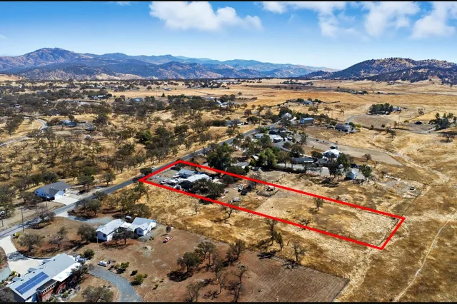 $283,999 | 1668 Carmelita Lane, La Grange, CA 95329