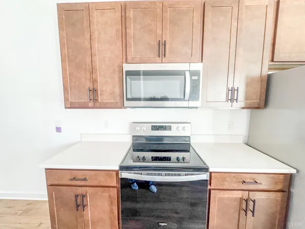 $384,999 | 183 Broad Street, Daleville, VA 24083