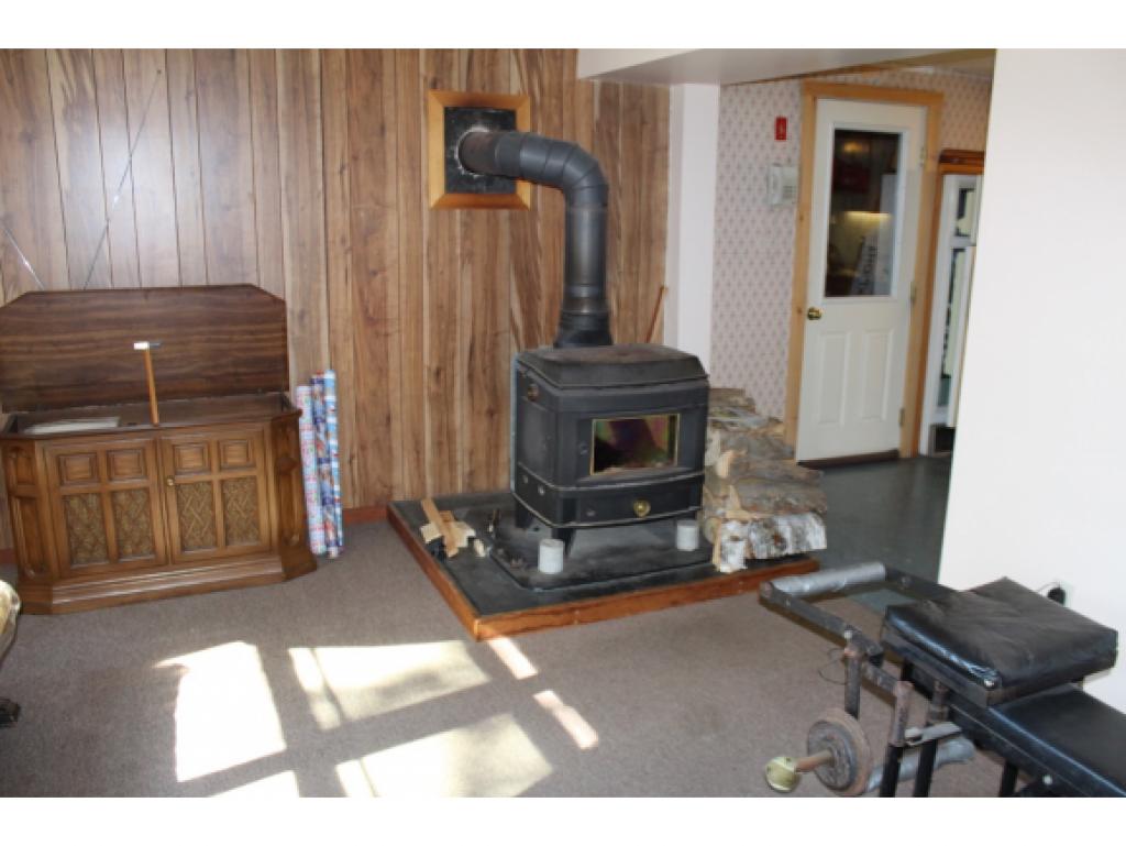 258 Rathburn Road Woodbury, VT 05650 - Photo 15 of 36