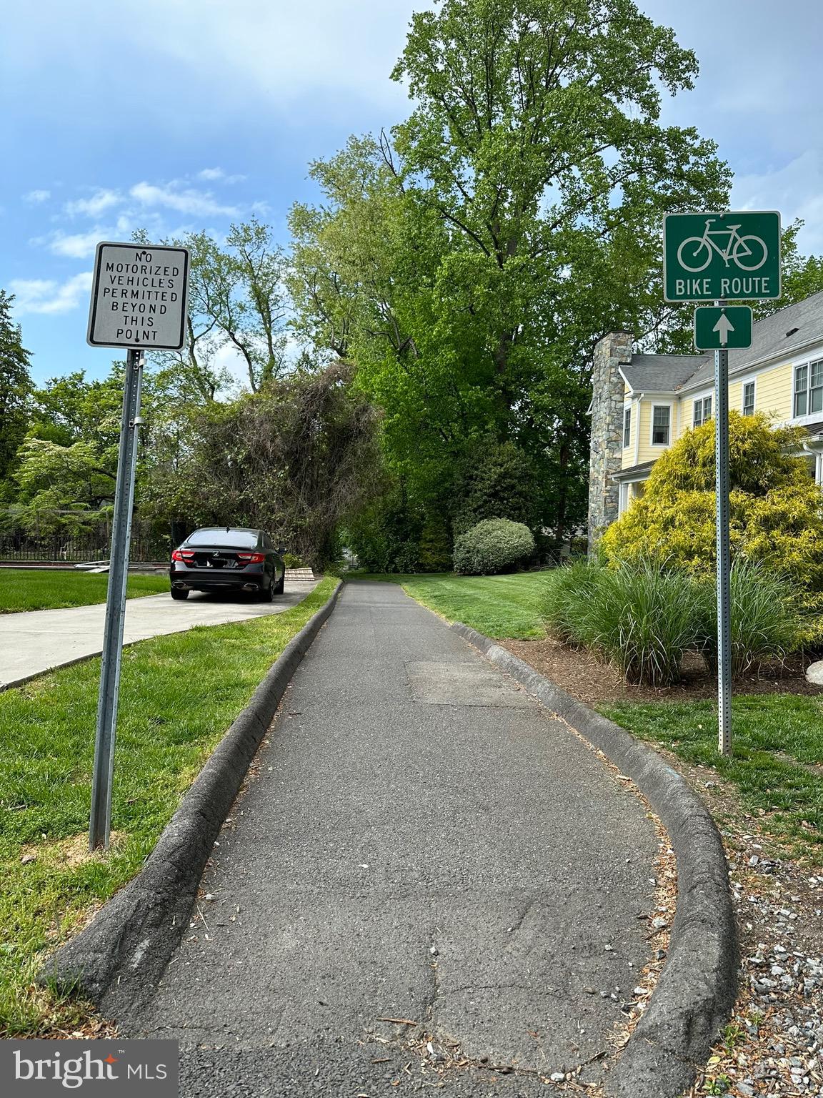 5510 Northfield Road Bethesda, MD 20817 - Photo 102 of 125 Trail / path less than 300' from your front door