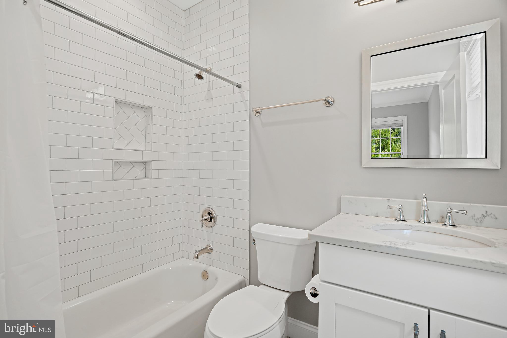 5510 Northfield Road Bethesda, MD 20817 - Photo 62 of 125 Fourth Bedroom en-suite Bathroom
