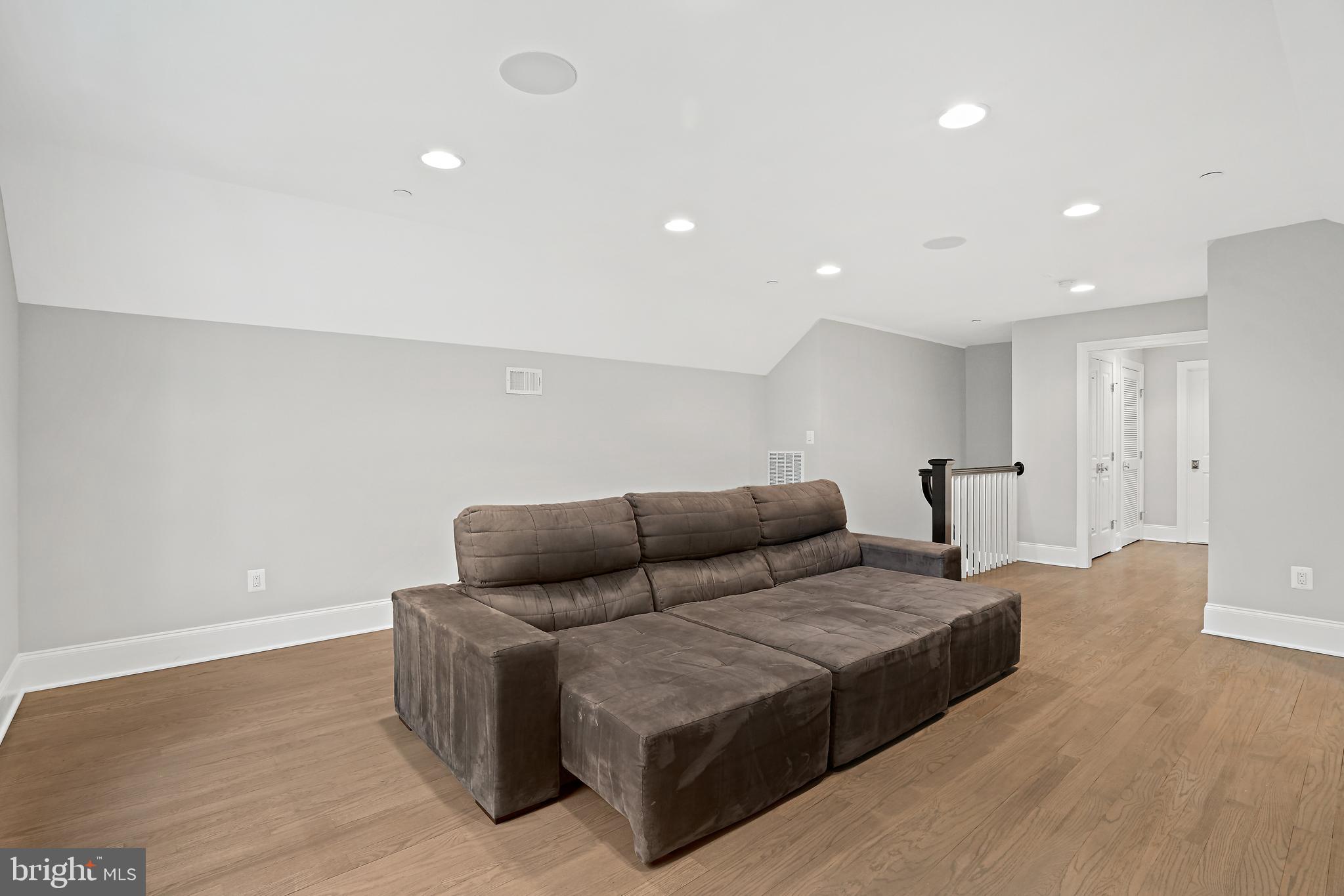 5510 Northfield Road Bethesda, MD 20817 - Photo 70 of 125 Gallery Image 70