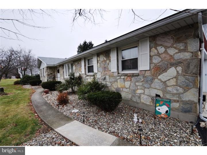 525 O. W Road Bangor, PA 18013 - Photo 2 of 24 Gallery Image 2