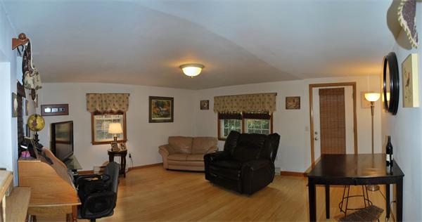 127 Round Hill Road, Unit 127 Northampton, MA 01060 - Photo 4 of 11 Gallery Image 4