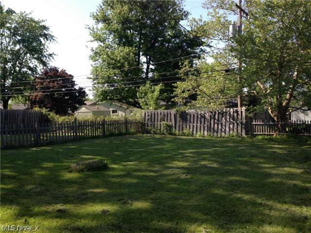 472-474 Sprague Road Berea, OH 44017 - Photo 11 of 22 Gallery Image 11