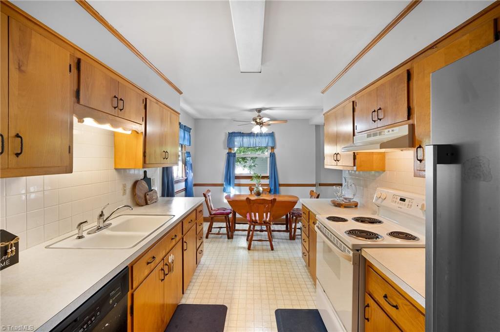 3530 Renon Road Winston-Salem, NC 27127 - Photo 11 of 27 Gallery Image 11