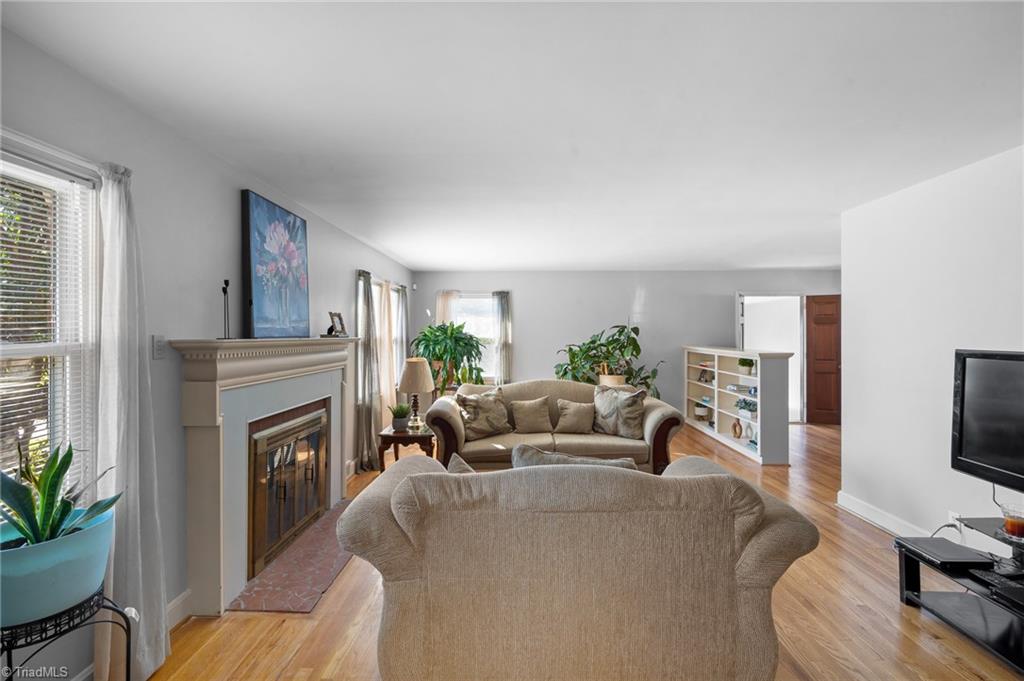 3530 Renon Road Winston-Salem, NC 27127 - Photo 3 of 27 Gallery Image 3