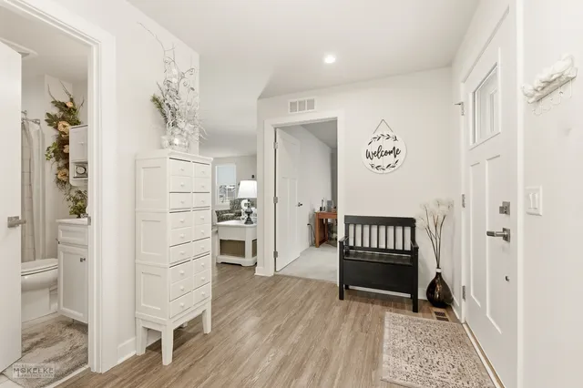 $415,000 | 4814 East Millbrook Circle, Yorkville, IL 60560