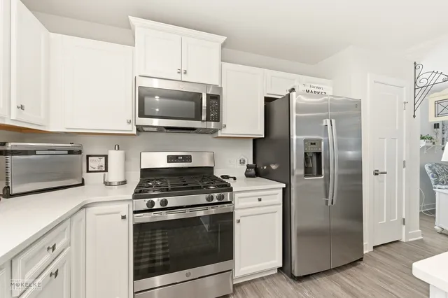 $415,000 | 4814 East Millbrook Circle, Yorkville, IL 60560