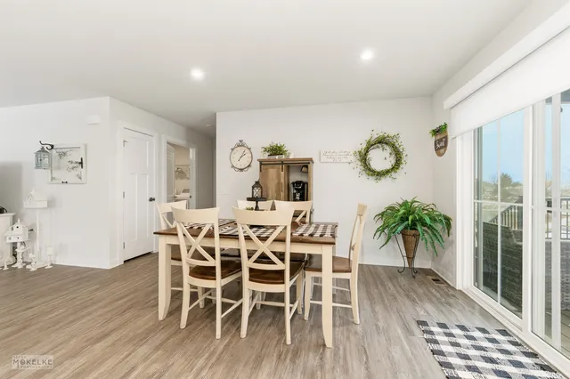 $415,000 | 4814 East Millbrook Circle, Yorkville, IL 60560