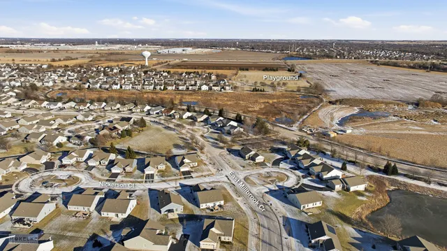 $415,000 | 4814 East Millbrook Circle, Yorkville, IL 60560