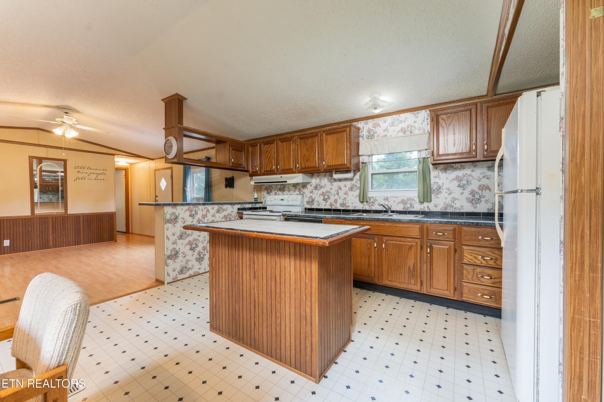 255 Cold Stream Farm Road Madisonville, TN 37354 - Photo 9 of 30