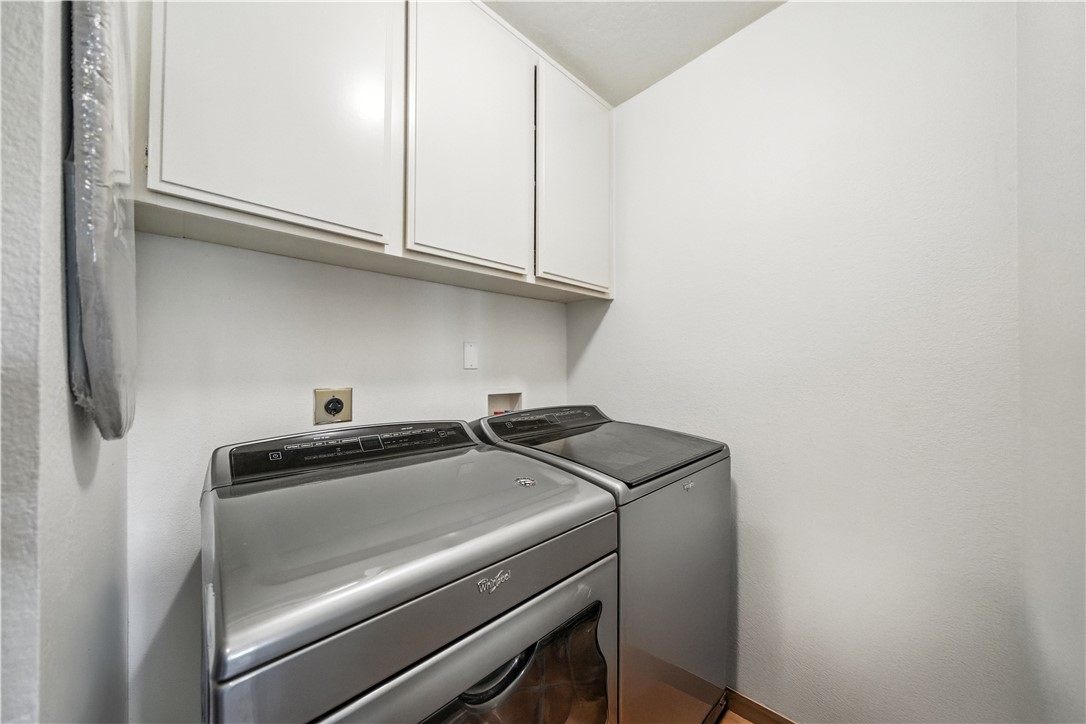 2113 David Drive Escondido, CA 92026 - Photo 33 of 46 a utility room with dryer and washer