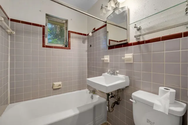 $240,000 | 1100 San Luis Road, Tallahassee, FL 32304