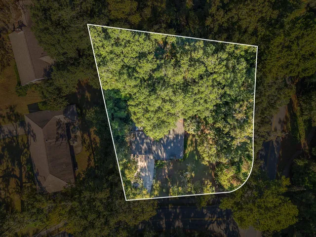 $240,000 | 1100 San Luis Road, Tallahassee, FL 32304