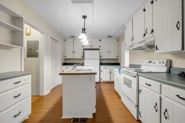 $240,000 | 1100 San Luis Road, Tallahassee, FL 32304