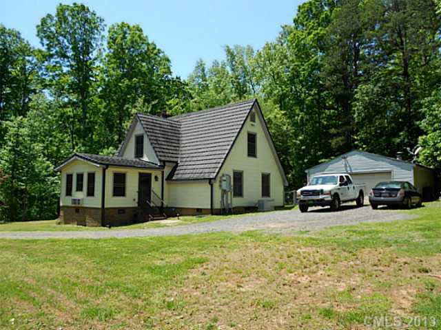 514 Dixon School Road Kings Mountain, NC 28086 - Photo 3 of 16