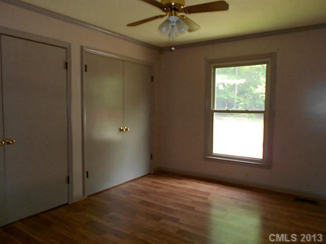 514 Dixon School Road Kings Mountain, NC 28086 - Photo 9 of 16