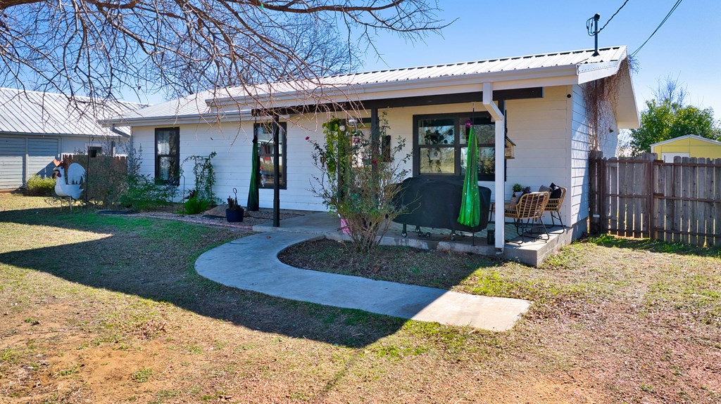 1209 Loving Street Mason, TX 76856 - Photo 27 of 52