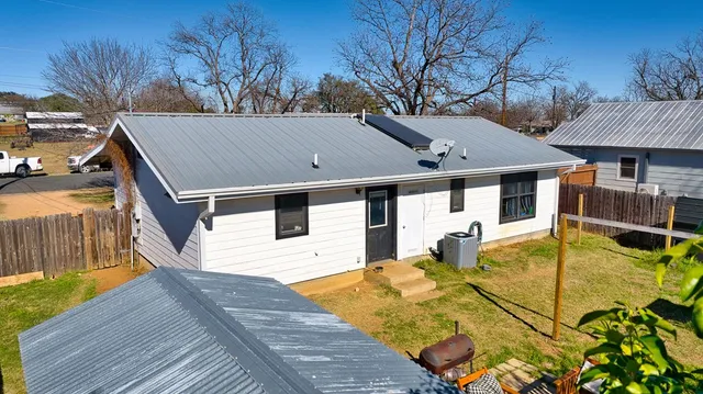 $180,000 | 1209 Loving Street, Mason, TX 76856