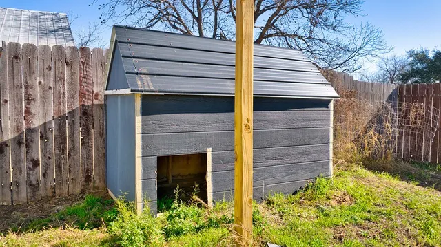 $180,000 | 1209 Loving Street, Mason, TX 76856