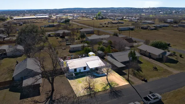 $180,000 | 1209 Loving Street, Mason, TX 76856