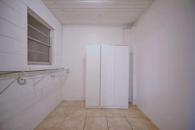 a view of a storage & utility room