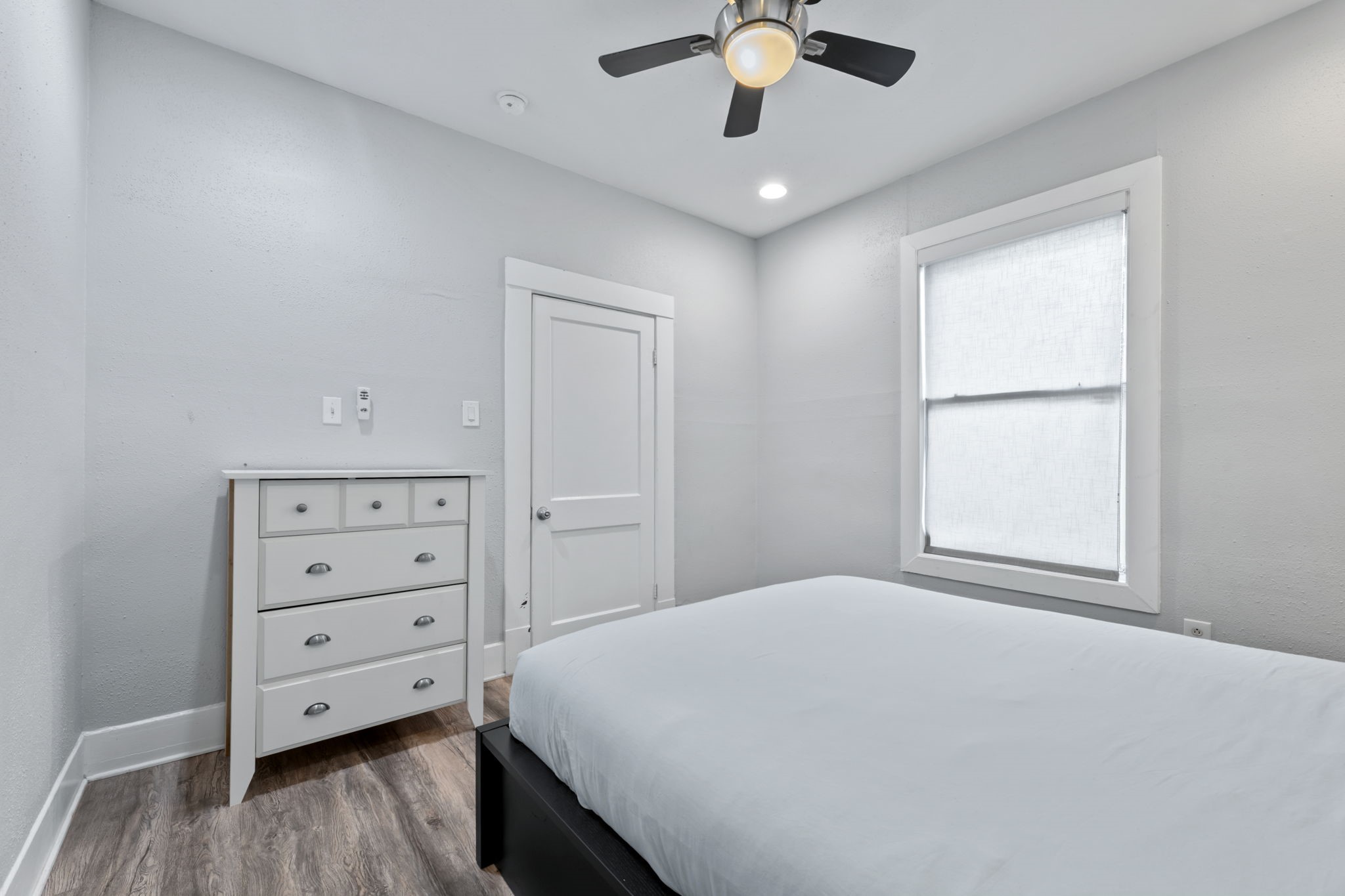 412 Drew Street, Unit 4 Houston, TX 77006 - Photo 15 of 28