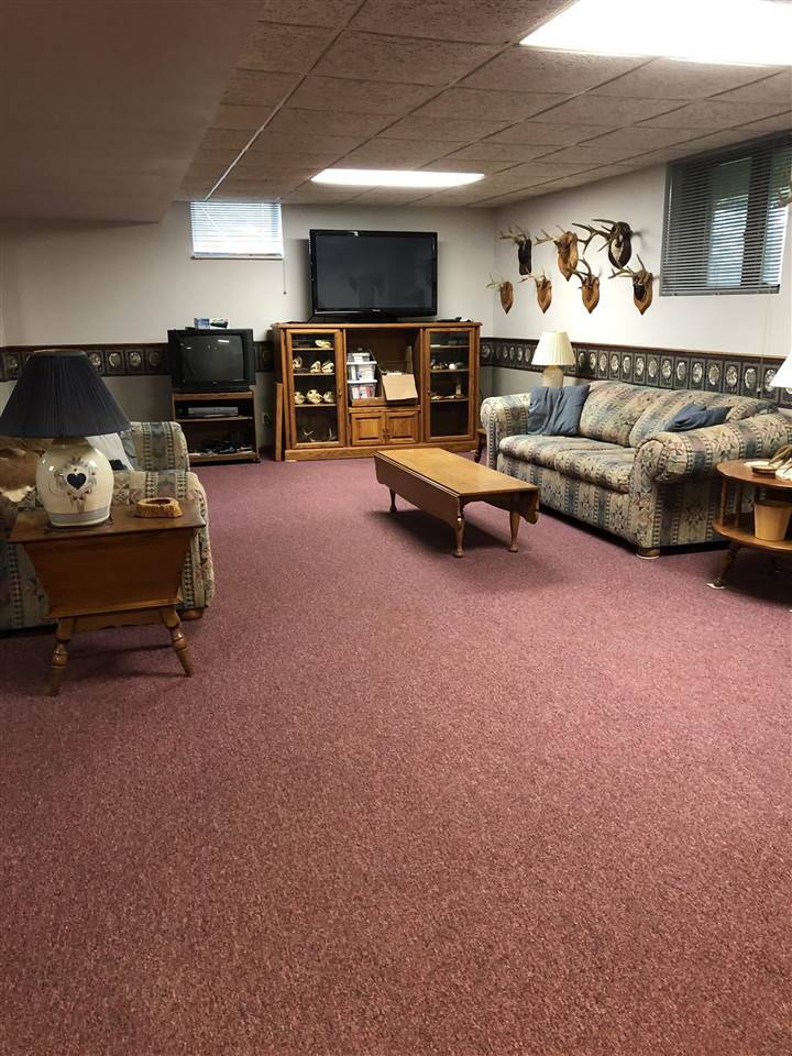 75440 Romeo Plank Road Armada, MI 48005 - Photo 39 of 71 50048729-38.JPG