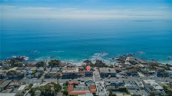 $4,000 | 2007 South Coast Highway, Unit B, Laguna Beach, CA 92651