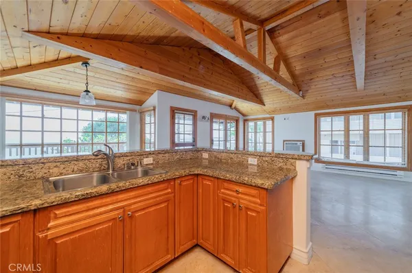 $4,000 | 2007 South Coast Highway, Unit B, Laguna Beach, CA 92651