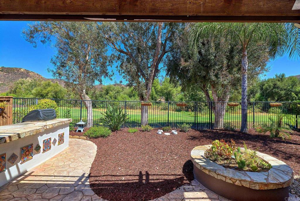 2436 Fallbrook Place Escondido, CA 92027 - Photo 33 of 63