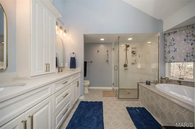 $659,900 | 14245 Cypress Hill Drive, Chesterfield, MO 63017