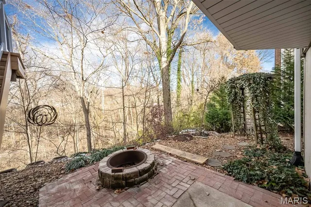 $659,900 | 14245 Cypress Hill Drive, Chesterfield, MO 63017