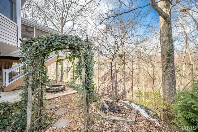 $649,900 | 14245 Cypress Hill Drive, Chesterfield, MO 63017