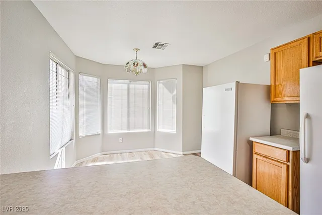 $1,990 | 1070 Canoga Peak Avenue, Las Vegas, NV 89183