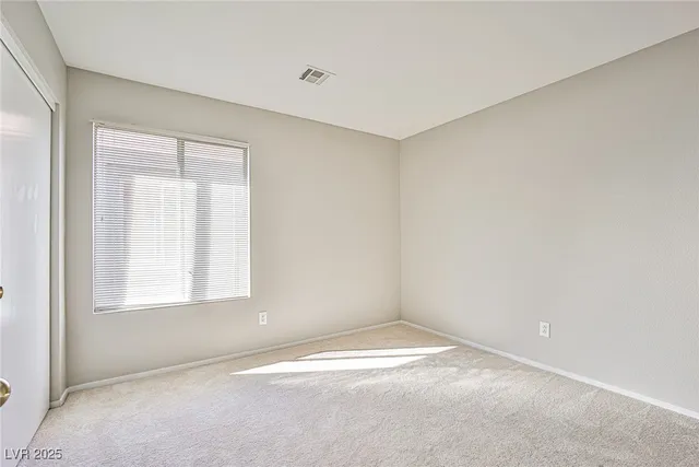 $1,990 | 1070 Canoga Peak Avenue, Las Vegas, NV 89183