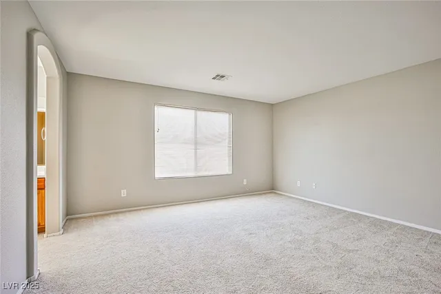 $1,990 | 1070 Canoga Peak Avenue, Las Vegas, NV 89183