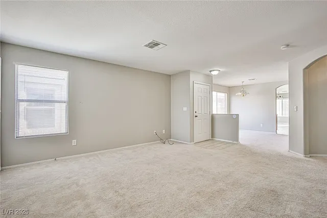 $1,990 | 1070 Canoga Peak Avenue, Las Vegas, NV 89183