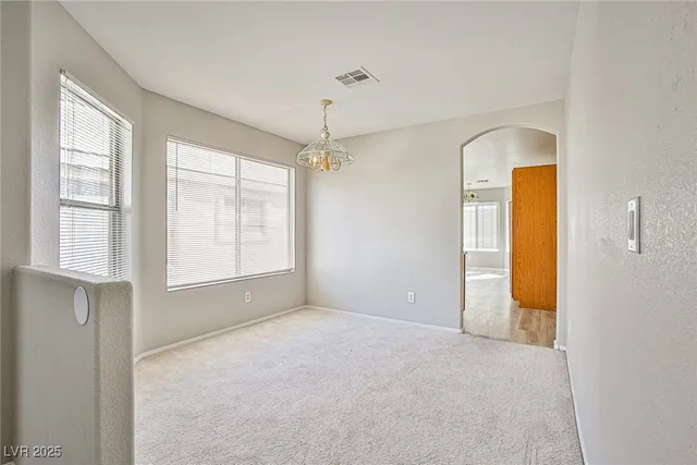 $1,990 | 1070 Canoga Peak Avenue, Las Vegas, NV 89183