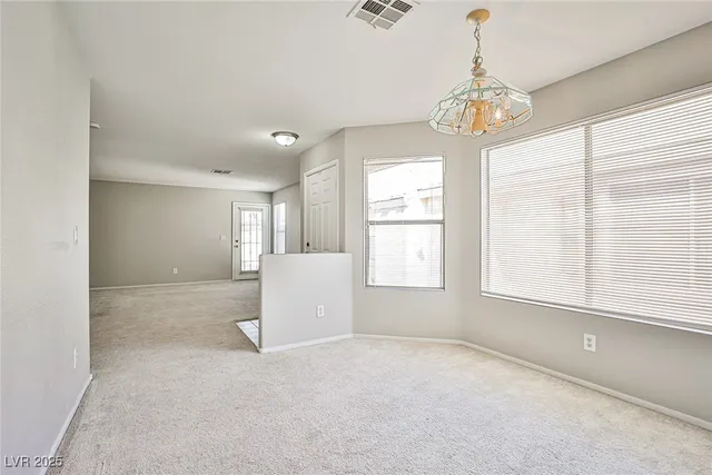 $1,990 | 1070 Canoga Peak Avenue, Las Vegas, NV 89183