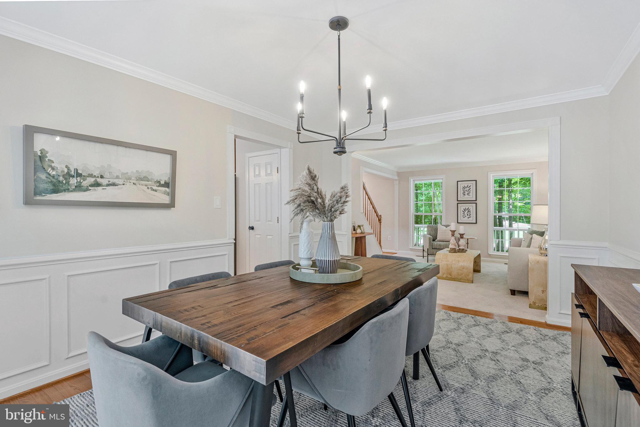 6265 Happy Creek Road Manassas, VA 20112 - Photo 13 of 50 Elegant dining space with natural light.
