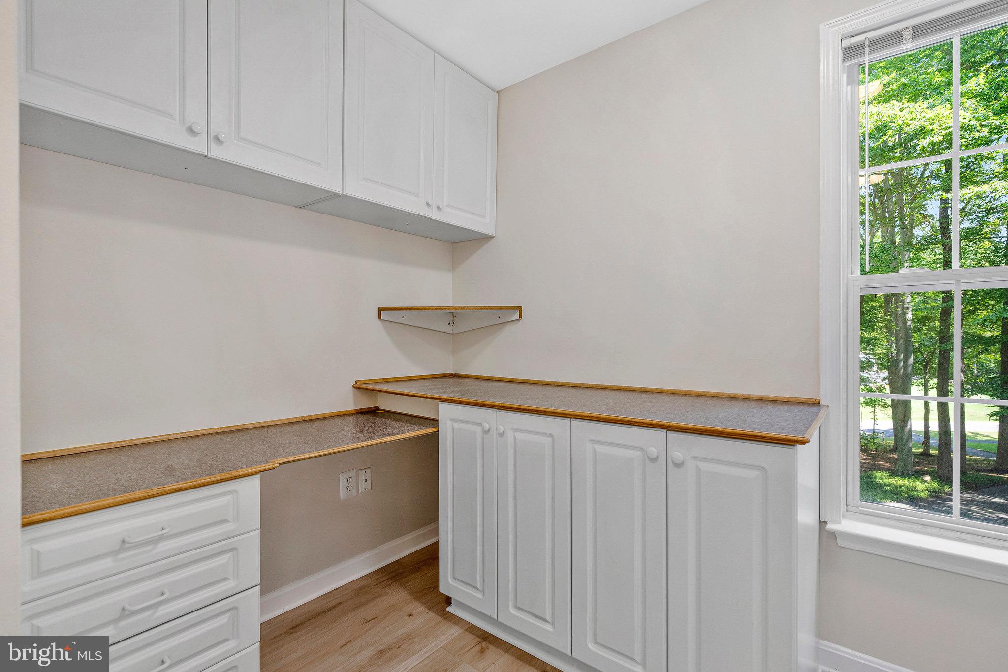 6265 Happy Creek Road Manassas, VA 20112 - Photo 25 of 50 Laundry Room