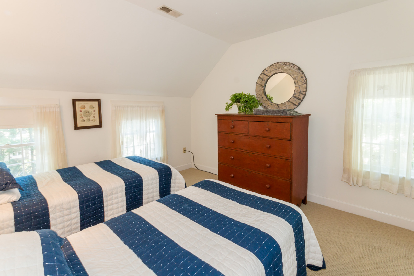 87 Peases Point Way Edgartown, MA 02539 - Photo 21 of 21 2nd Floor guest room #2