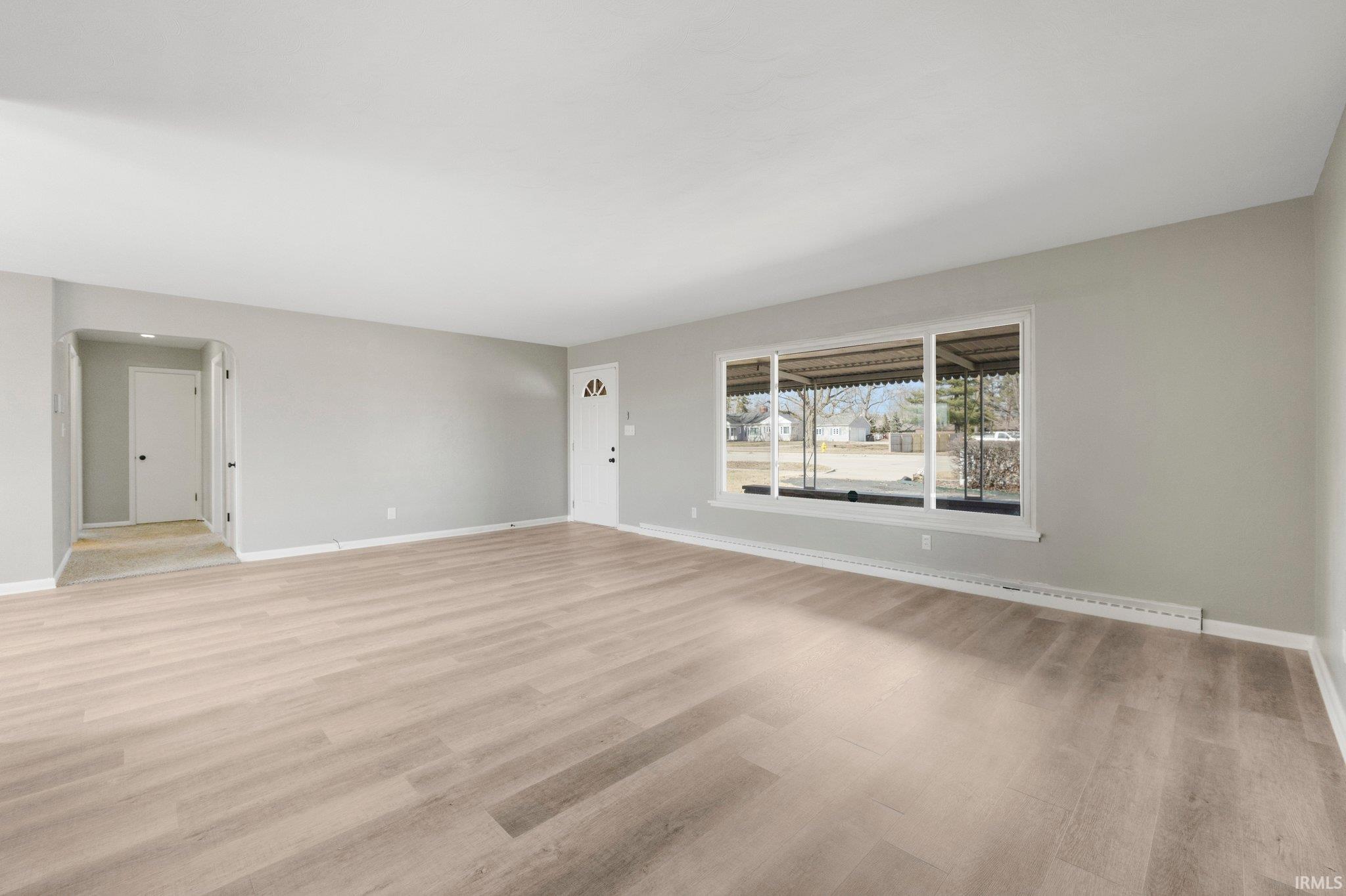 1522 East Tillman Road Fort Wayne, IN 46816 - Photo 4 of 23
