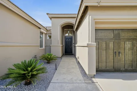 $850,000 | 3360 West Del Rio Street, Chandler, AZ 85226