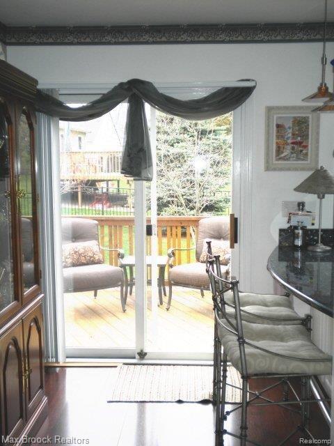 1122 Harding Avenue Rochester, MI 48307 - Photo 7 of 23 Doorwall to Deck