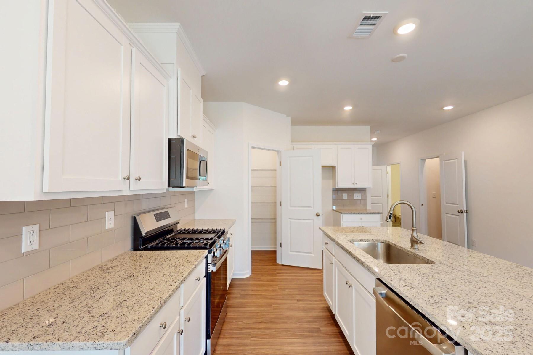 1115 Overbrook Place Wingate, NC 28174 - Photo 6 of 19